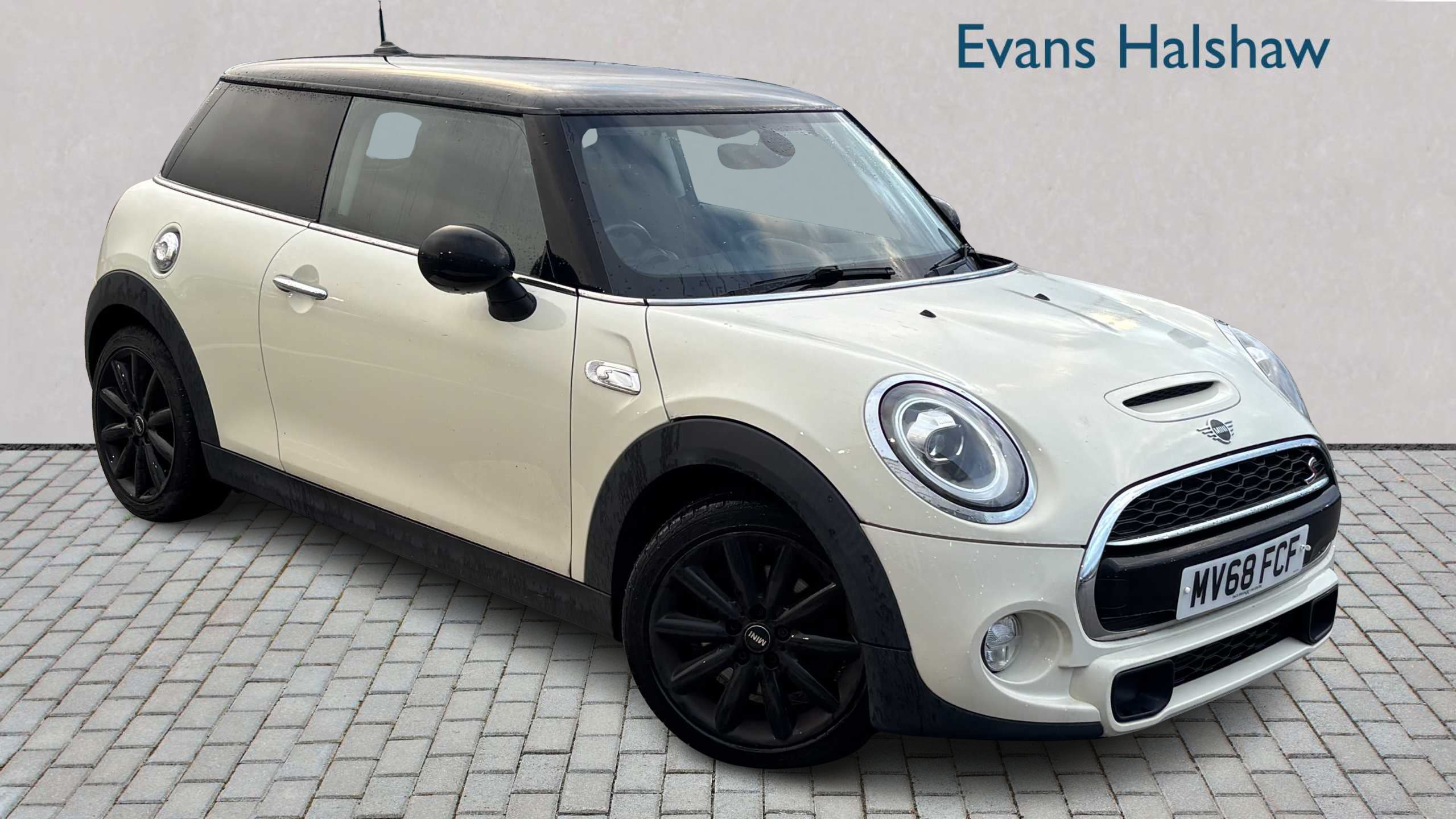 Main listing image - MINI Hatchback