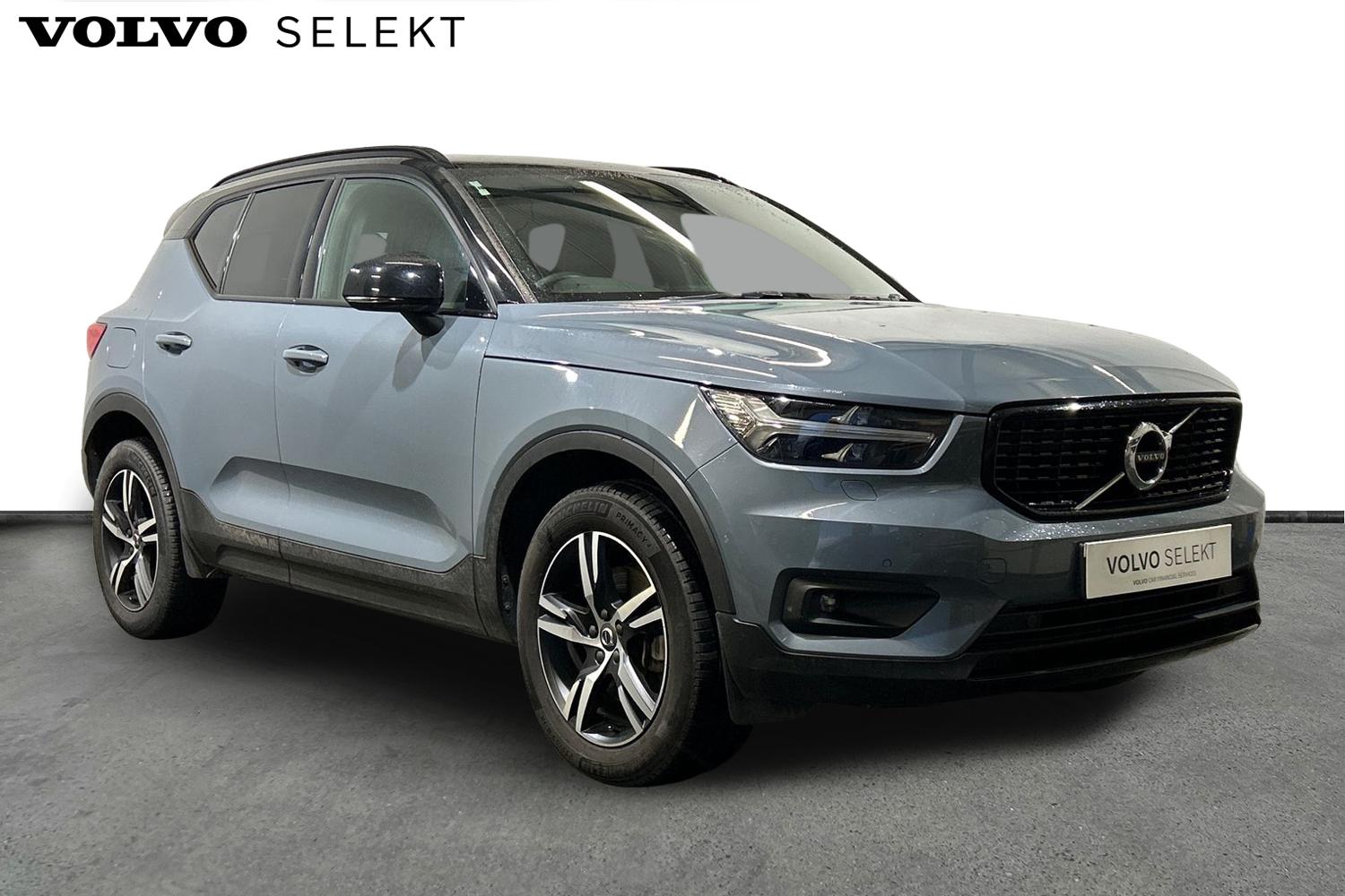 Main listing image - Volvo XC40