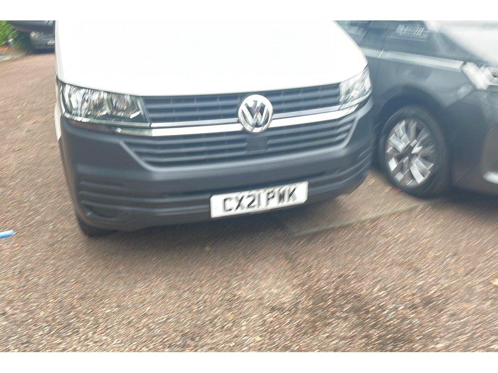 Main listing image - Volkswagen Transporter