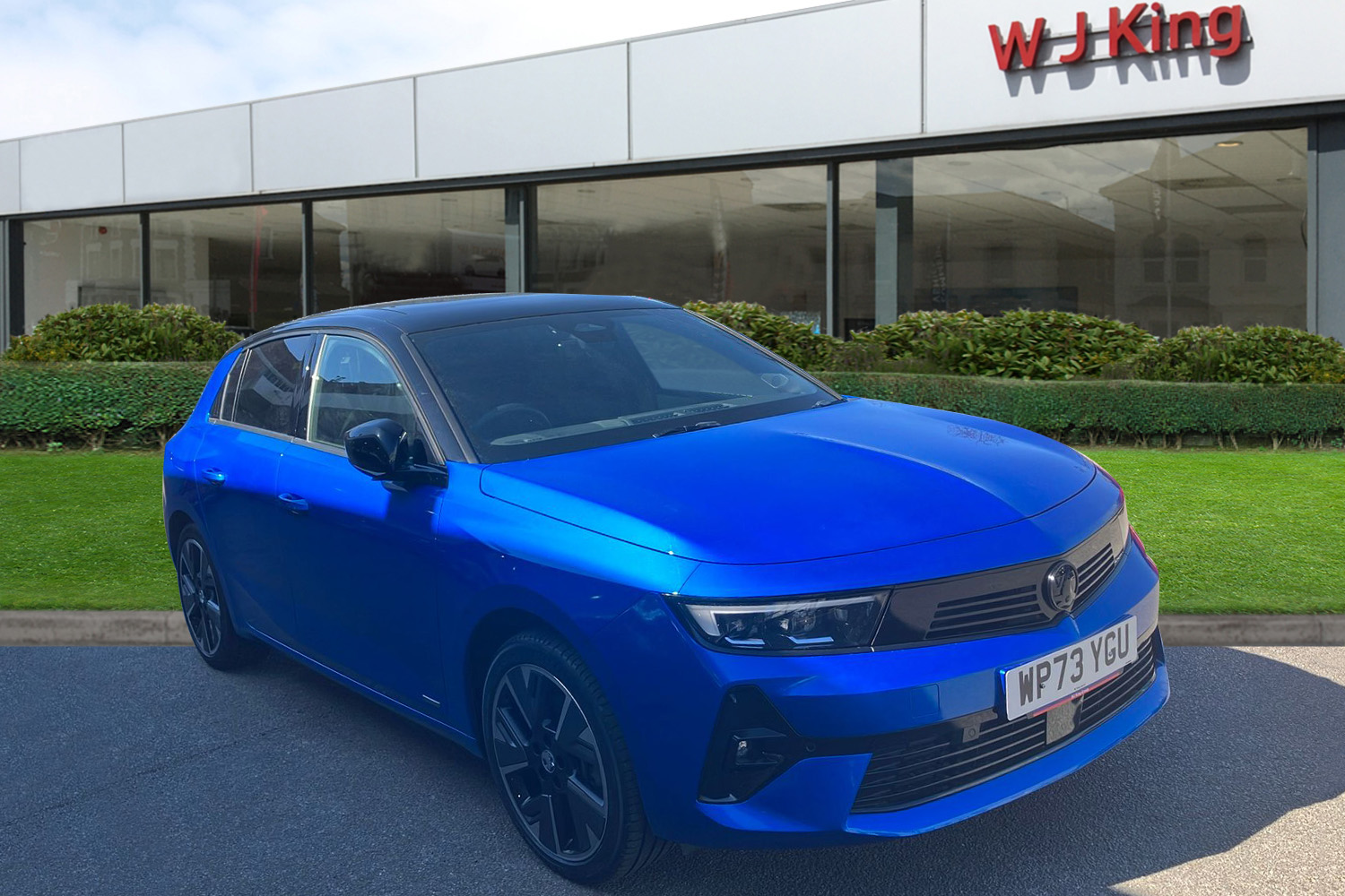 Main listing image - Vauxhall Astra