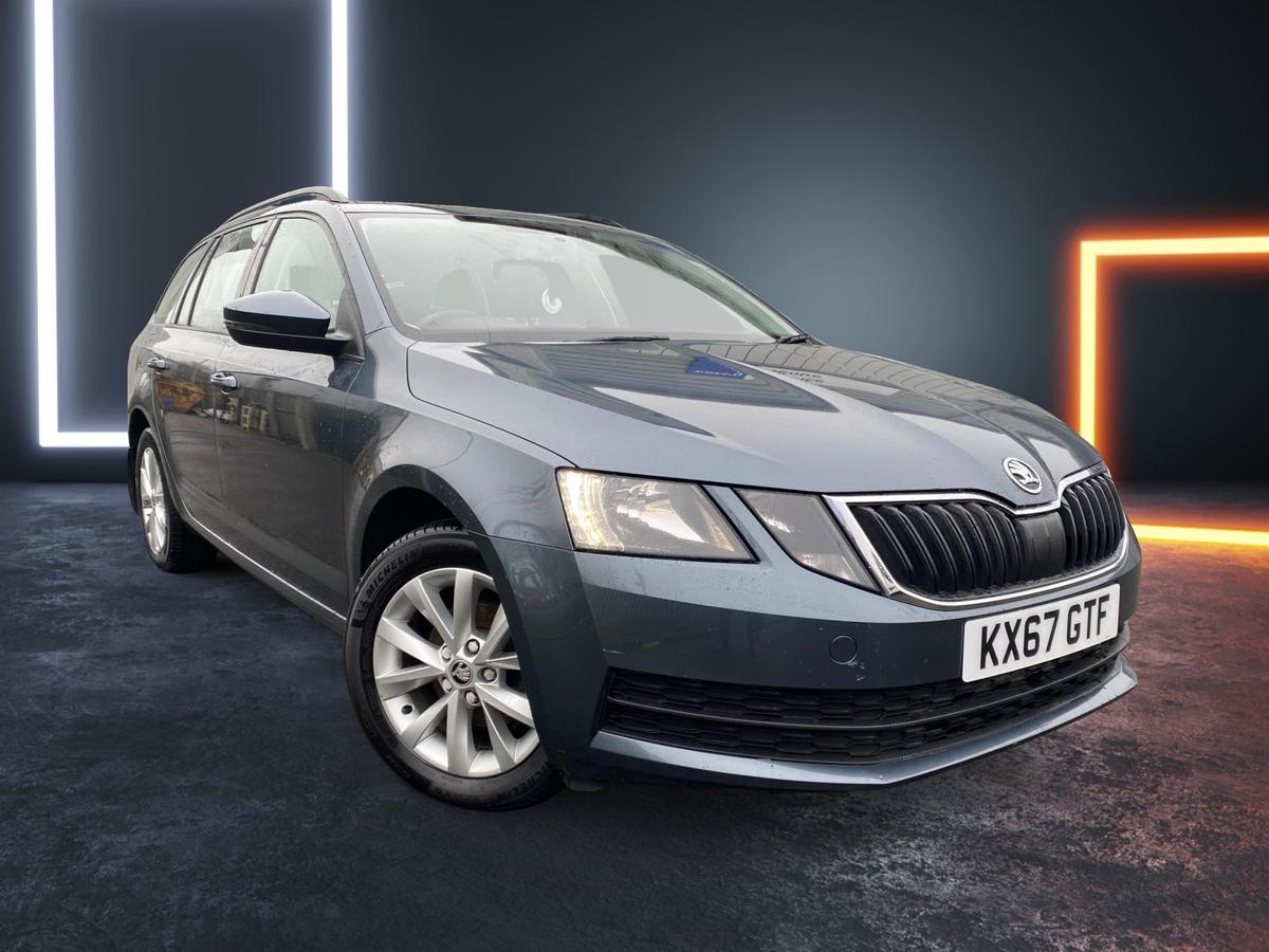 Main listing image - Skoda Octavia Estate