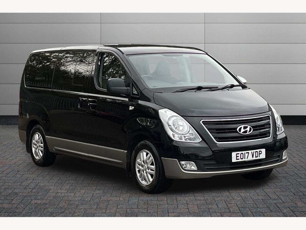 Main listing image - Hyundai i800