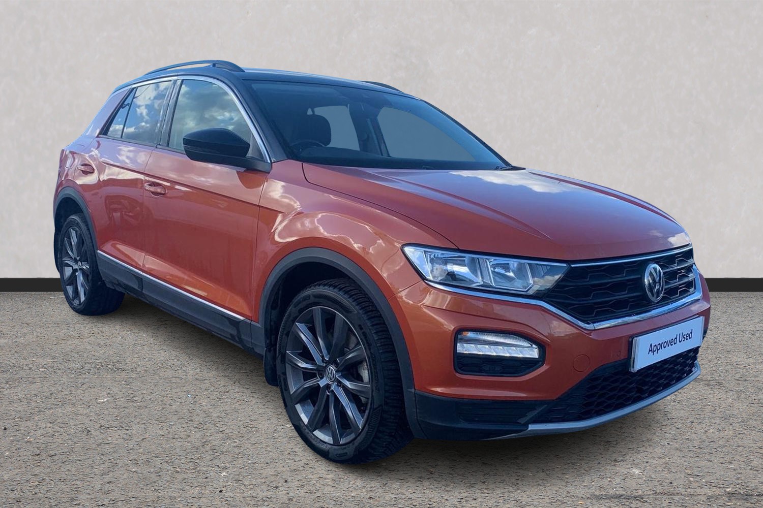 Main listing image - Volkswagen T-Roc
