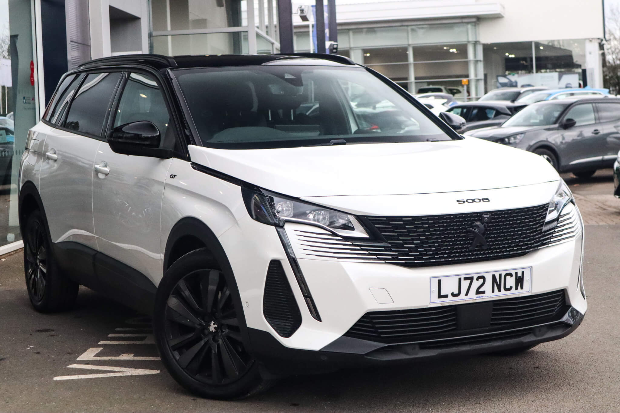 Main listing image - Peugeot 5008