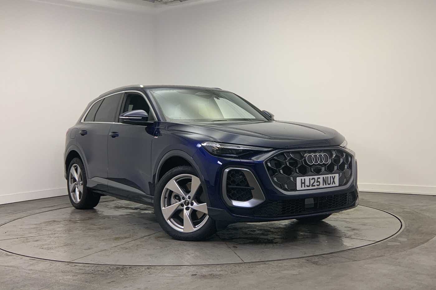 Main listing image - Audi Q5