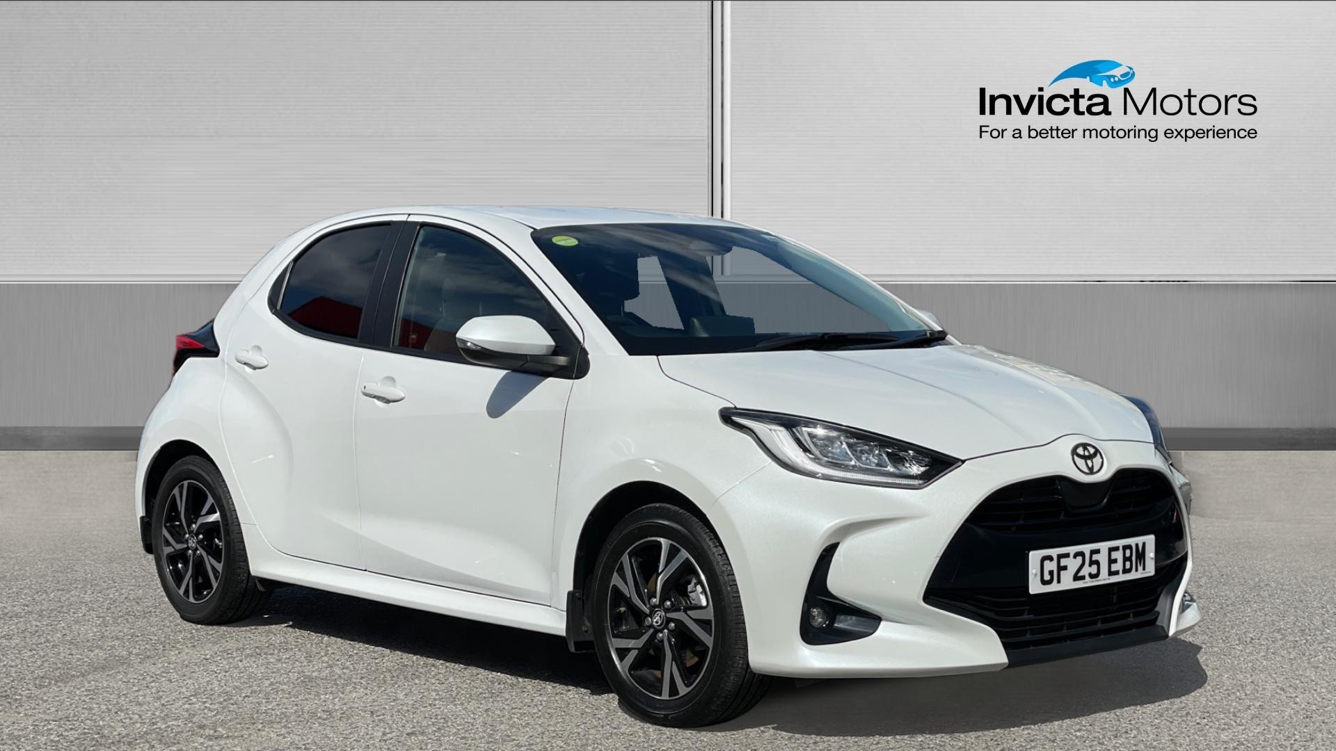 Main listing image - Toyota Yaris