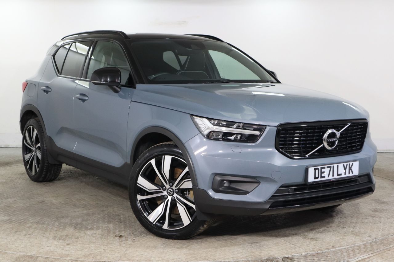 Main listing image - Volvo XC40 Recharge