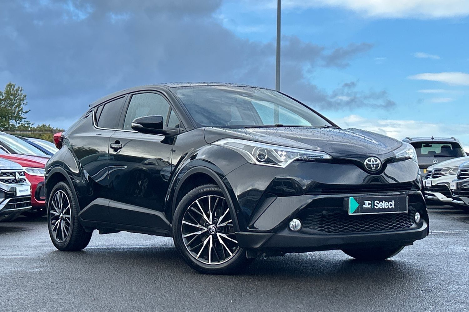 Main listing image - Toyota C-HR