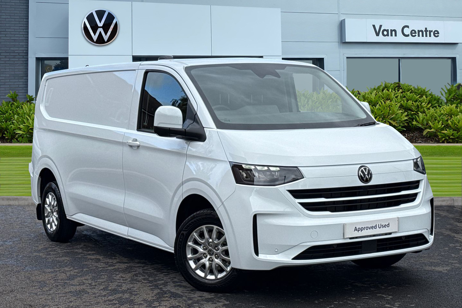 Main listing image - Volkswagen Transporter