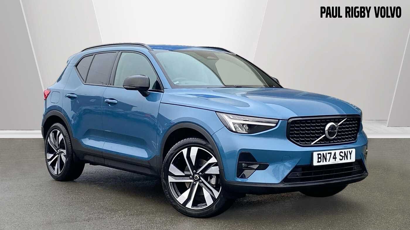 Main listing image - Volvo XC40