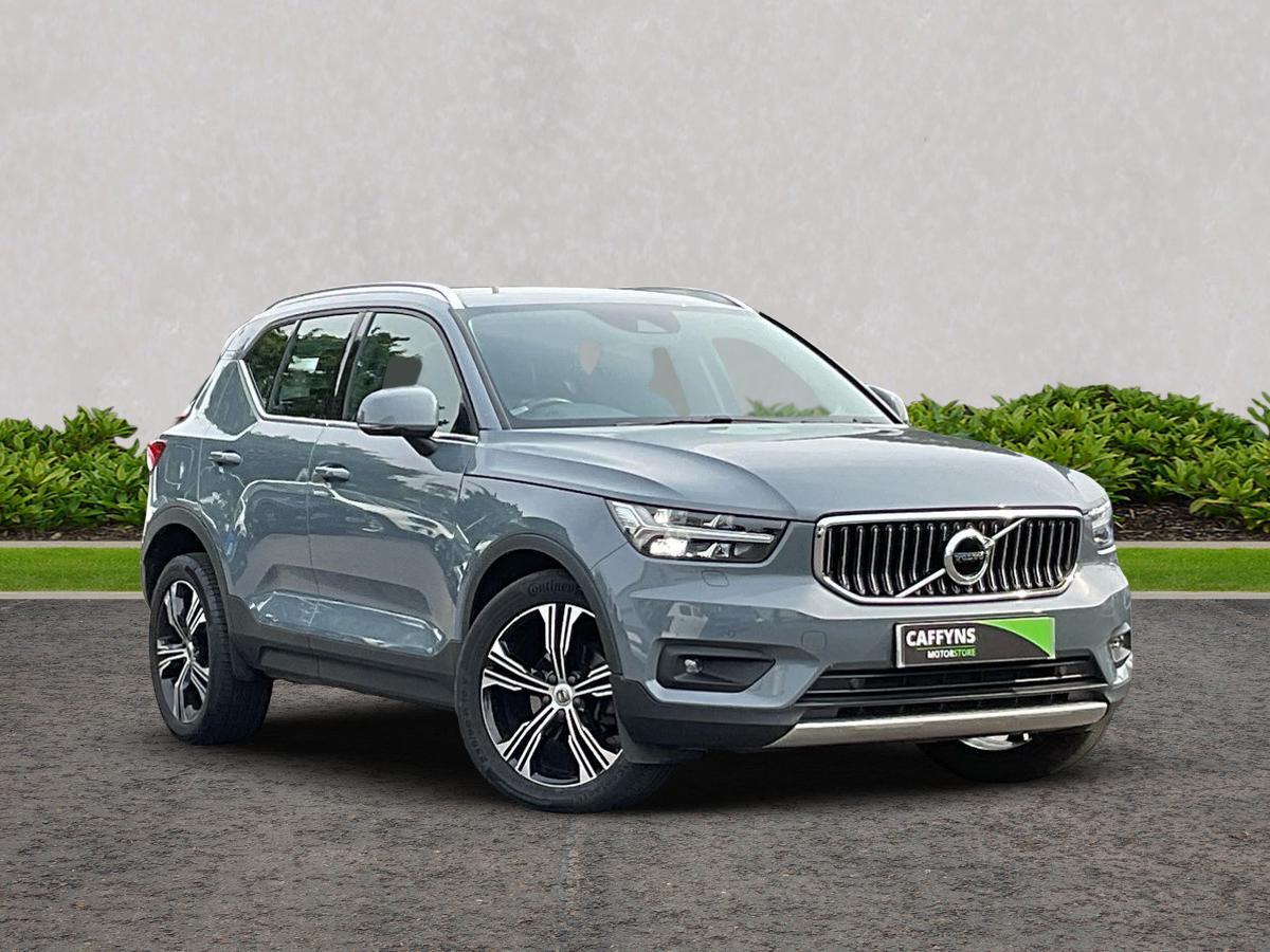 Main listing image - Volvo XC40