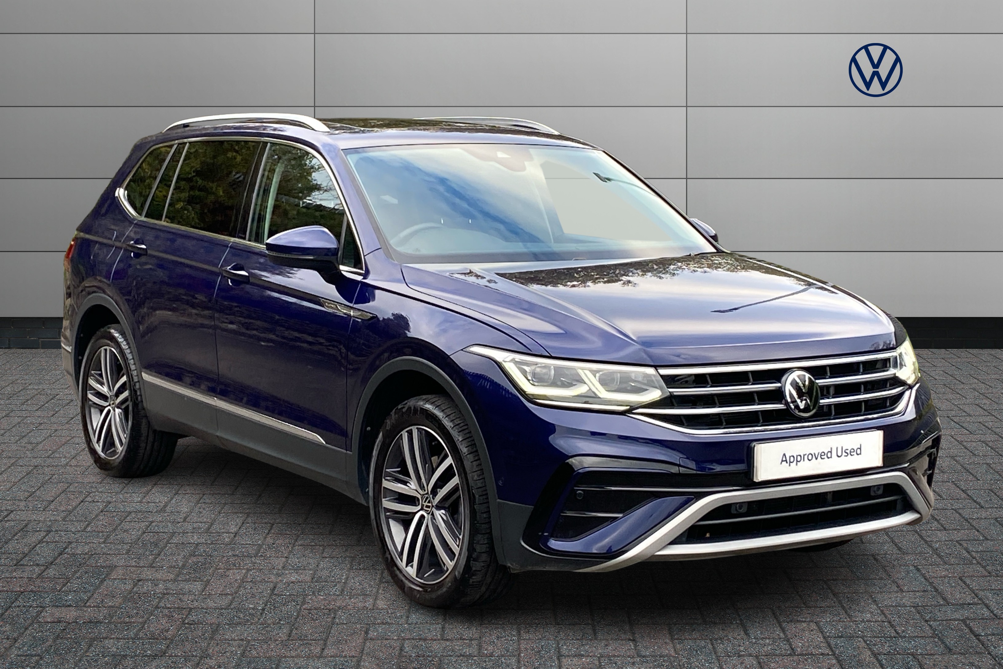 Main listing image - Volkswagen Tiguan Allspace