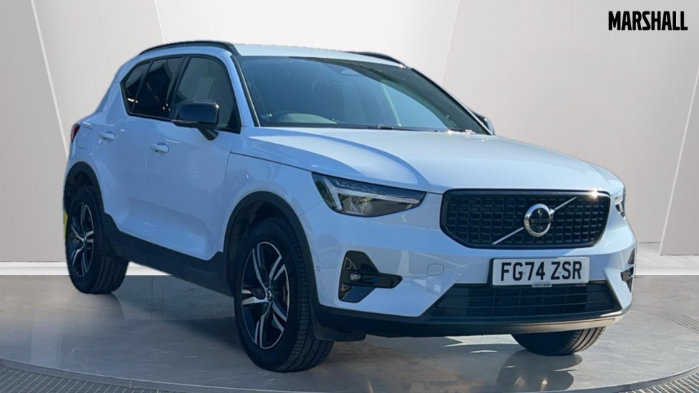 Main listing image - Volvo XC40