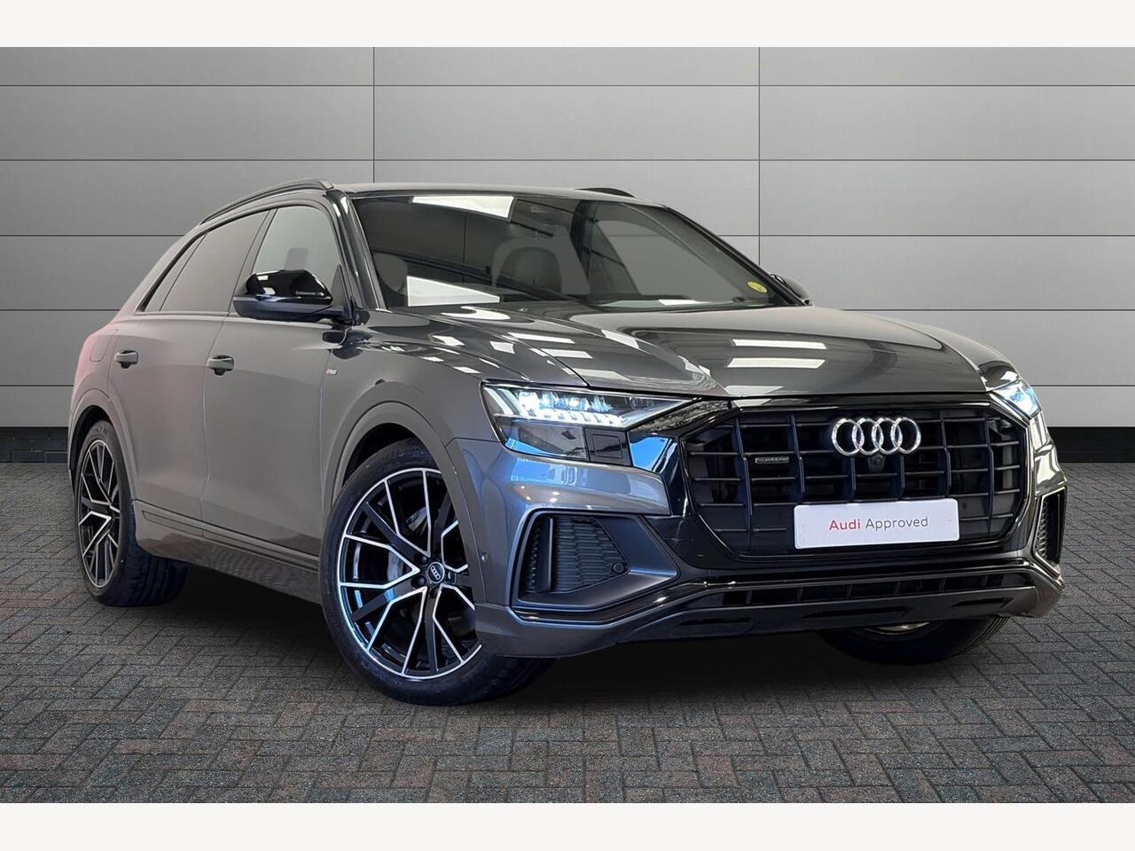 Main listing image - Audi Q8