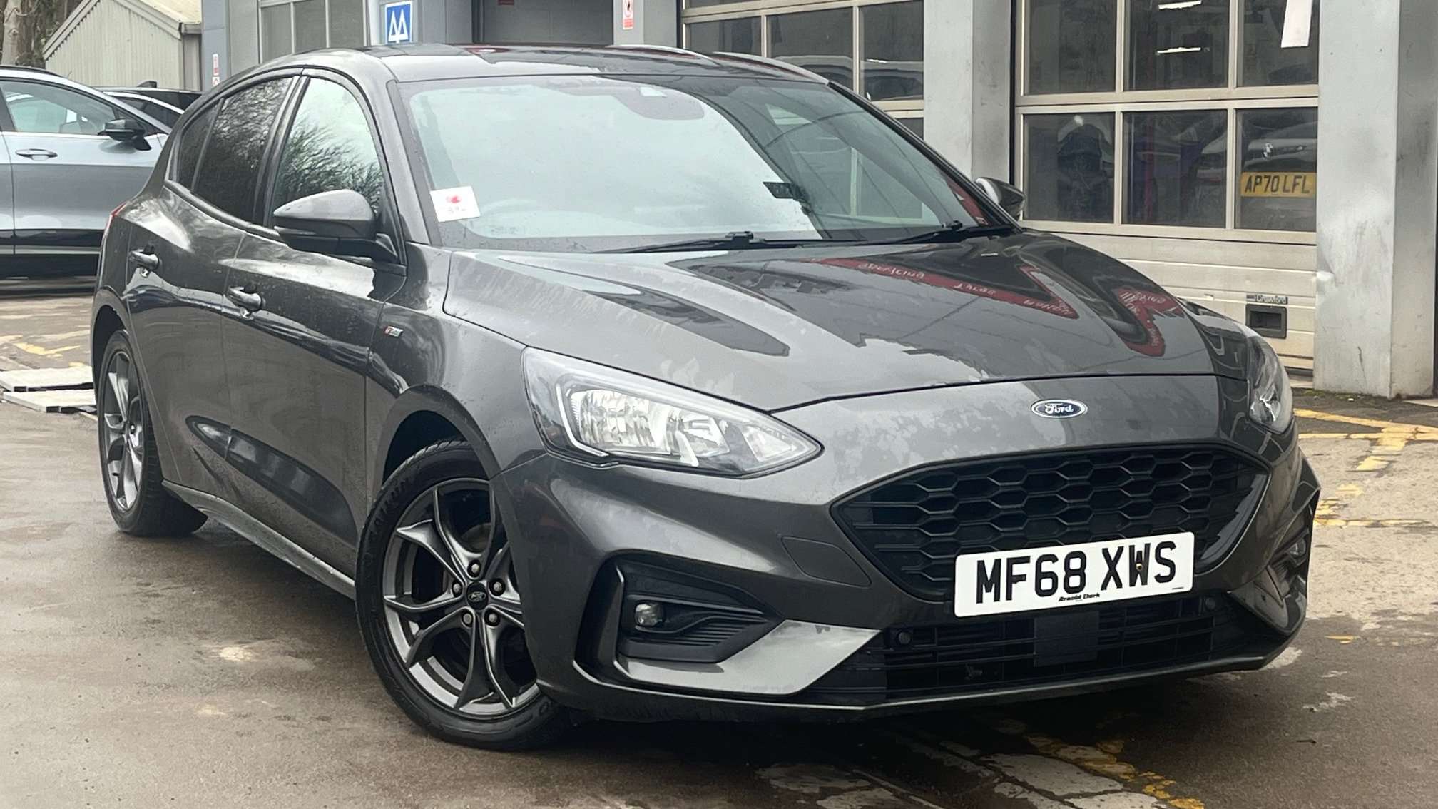 Main listing image - Ford Focus