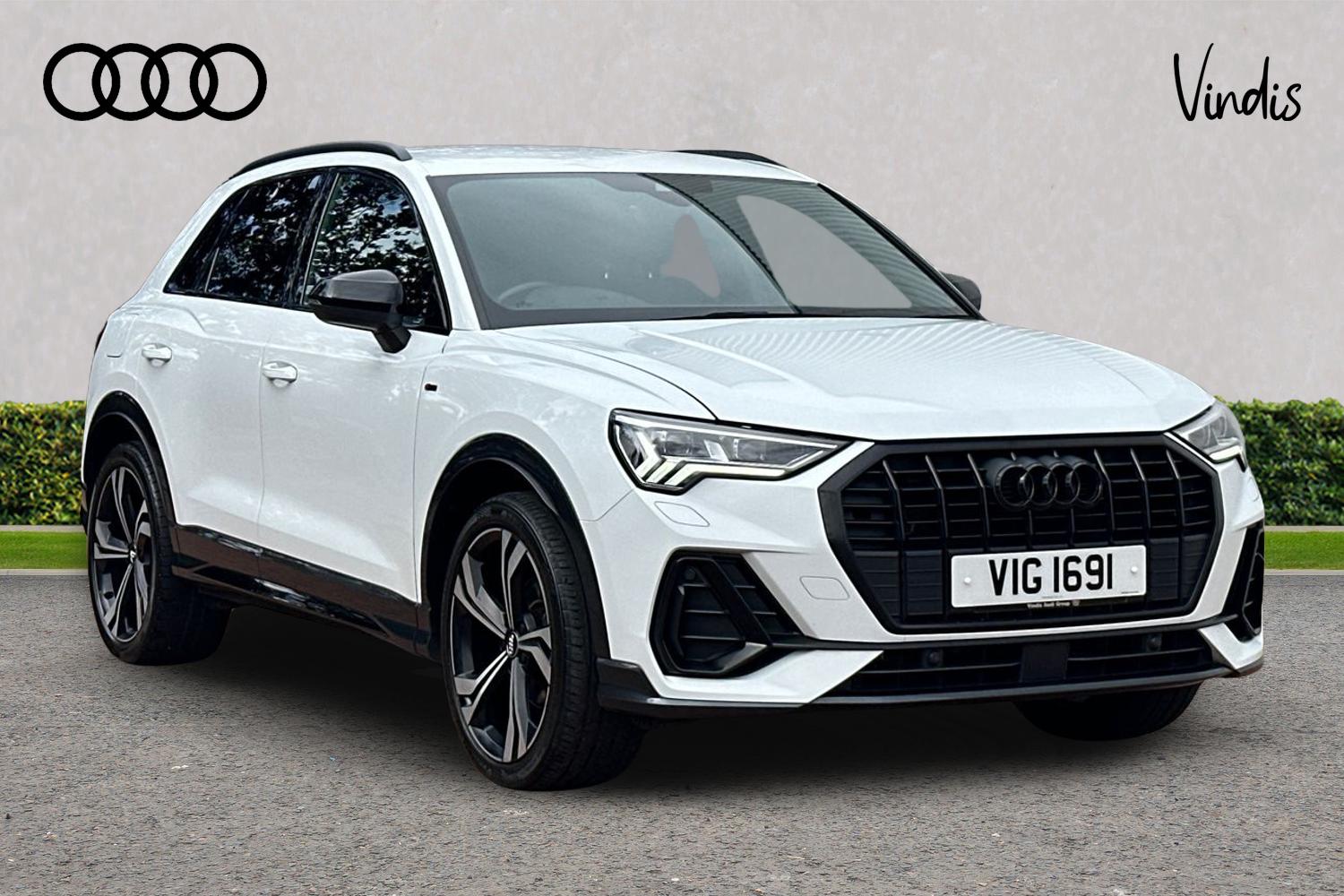 Main listing image - Audi Q3
