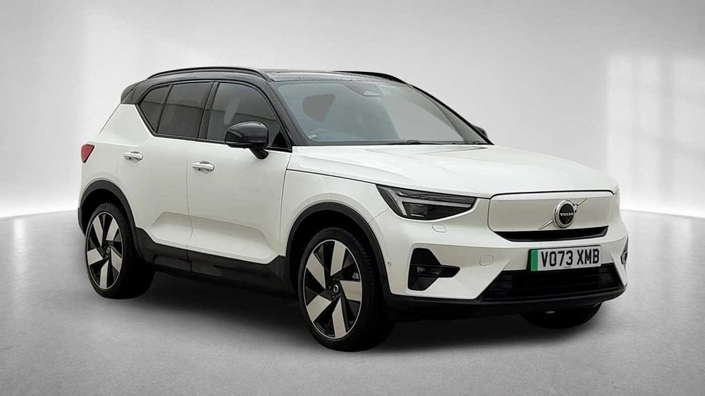 Main listing image - Volvo XC40