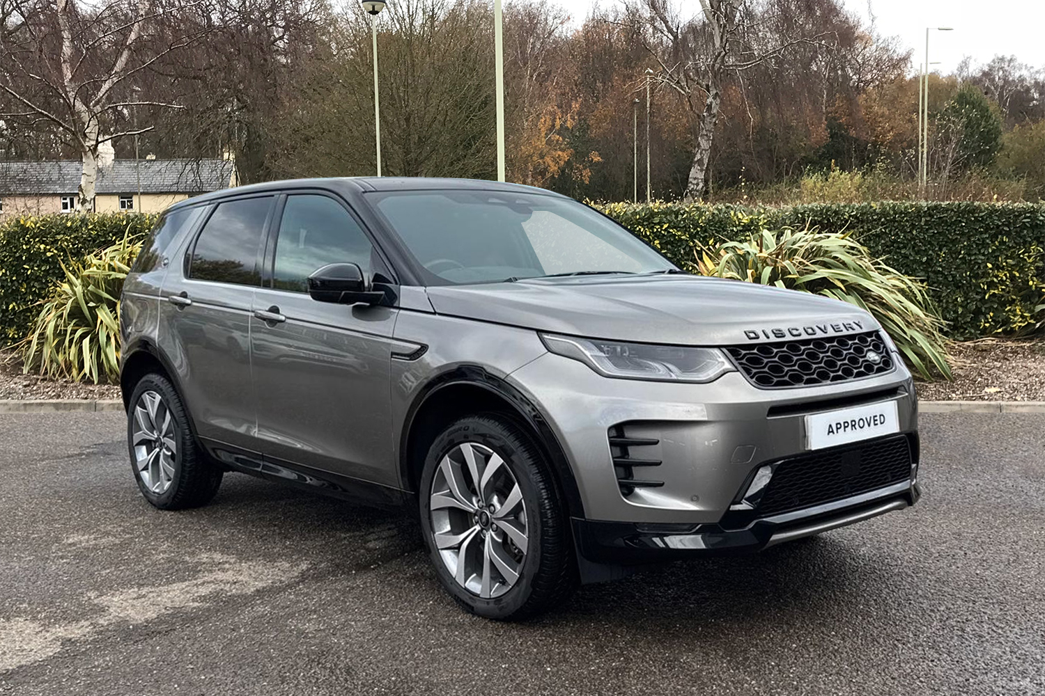 Main listing image - Land Rover Discovery Sport