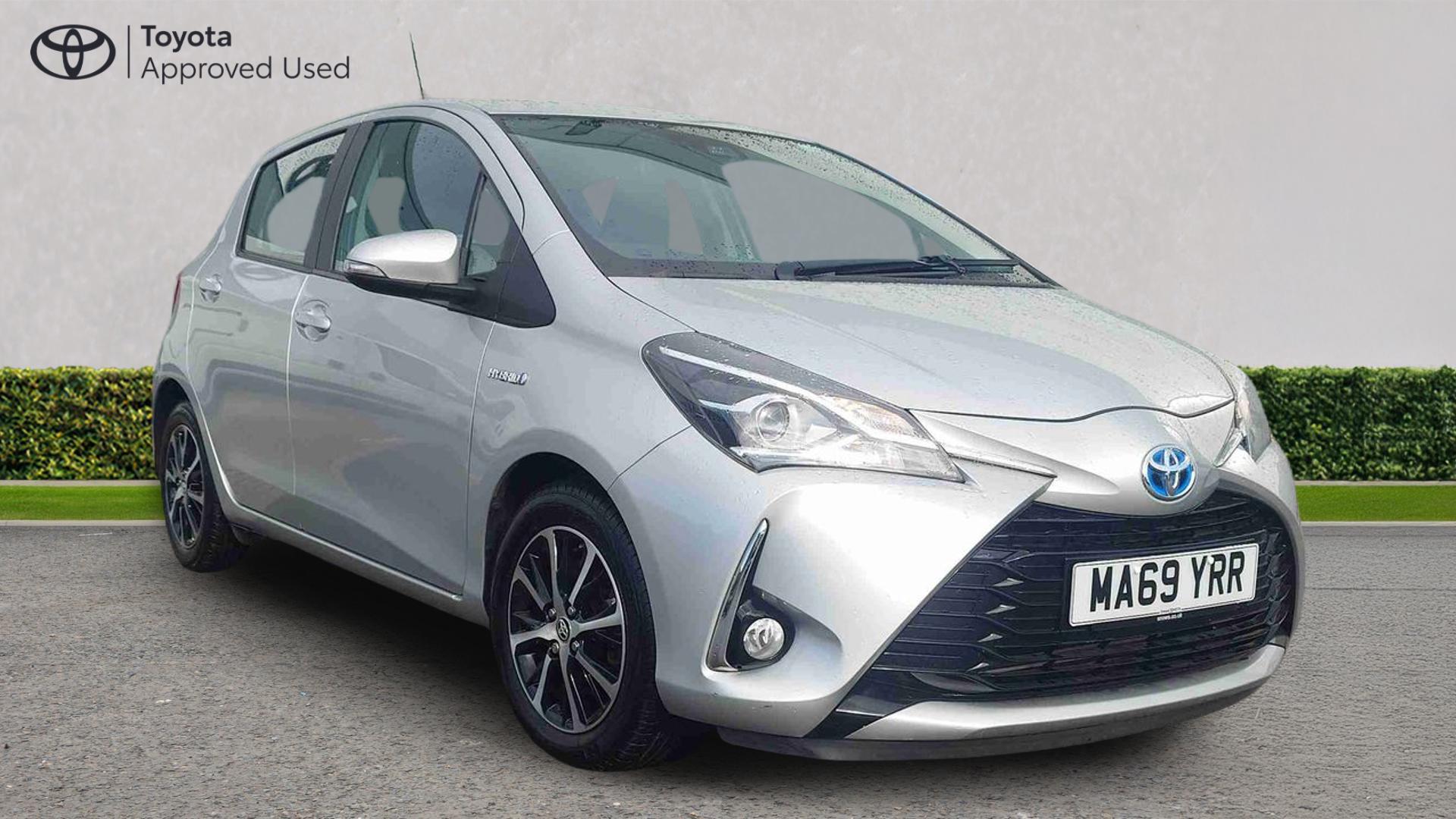 Main listing image - Toyota Yaris