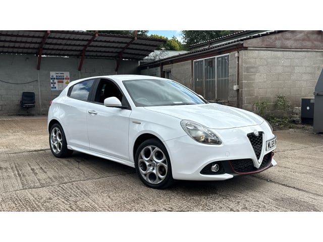 Main listing image - Alfa Romeo Giulietta