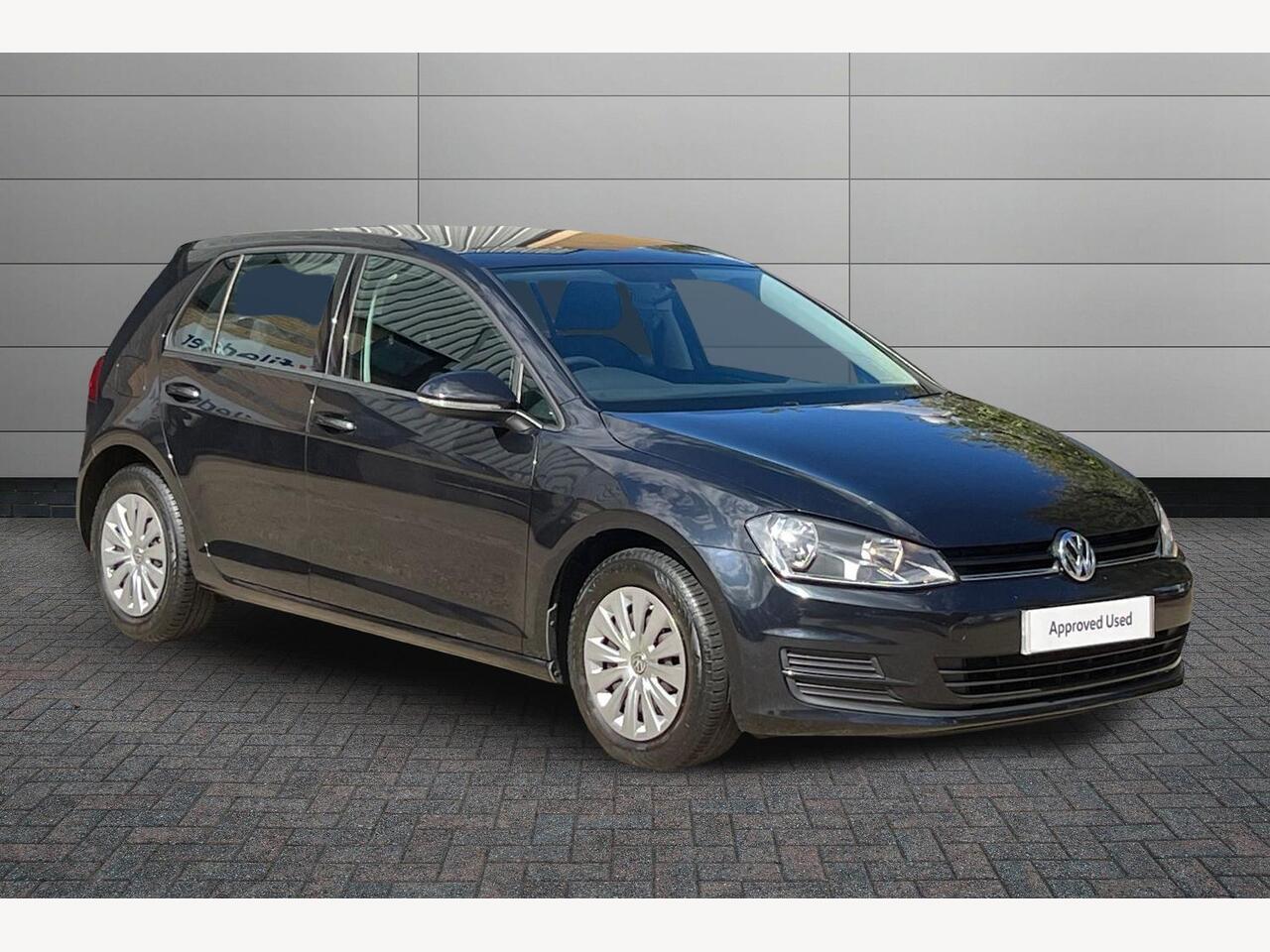 Main listing image - Volkswagen Golf
