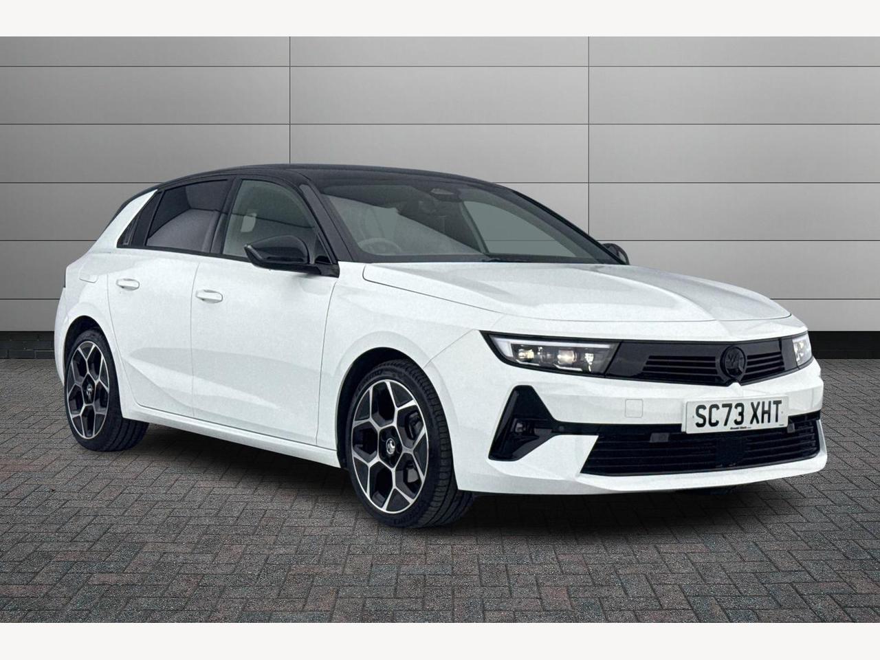 Main listing image - Vauxhall Astra