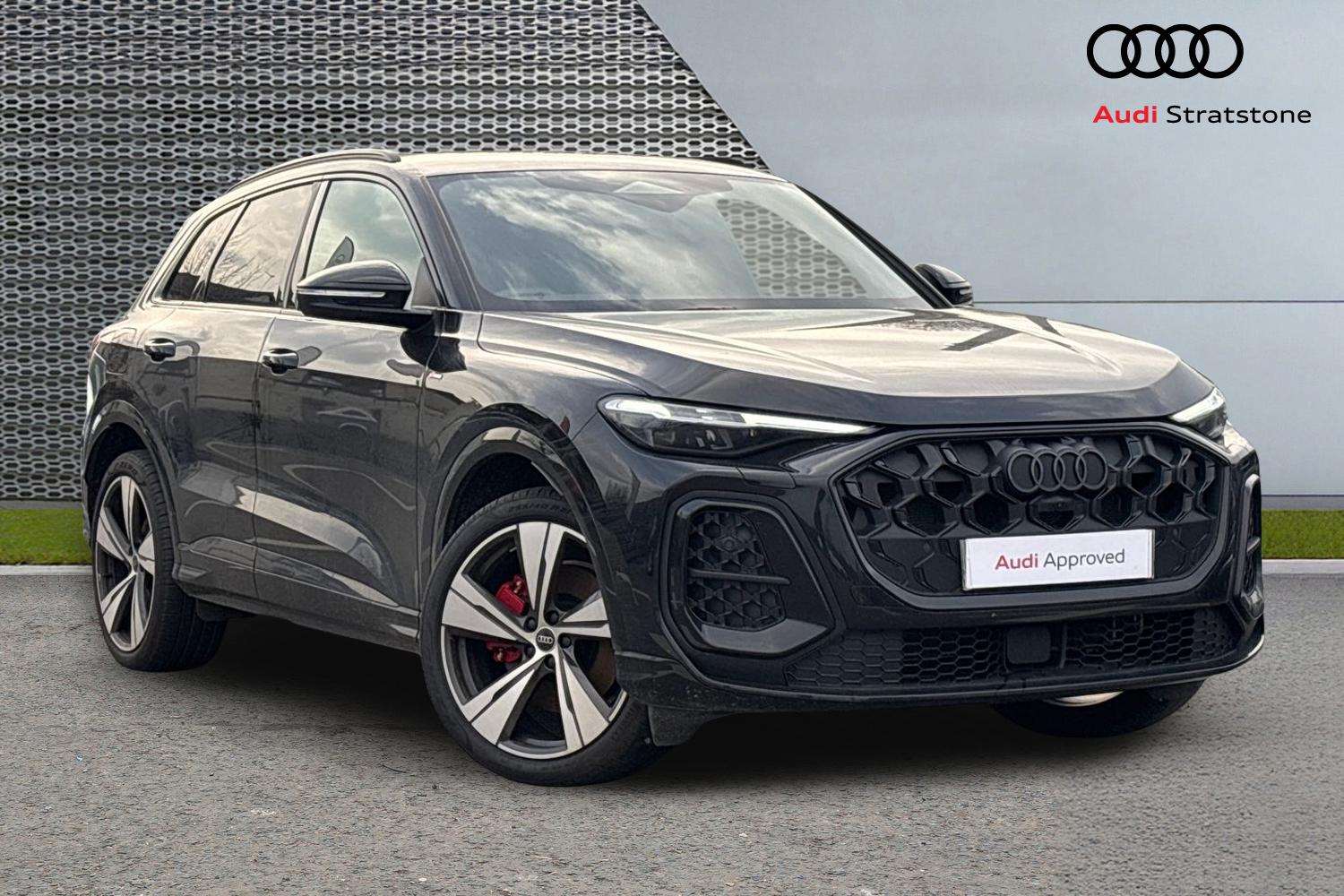 Main listing image - Audi Q5