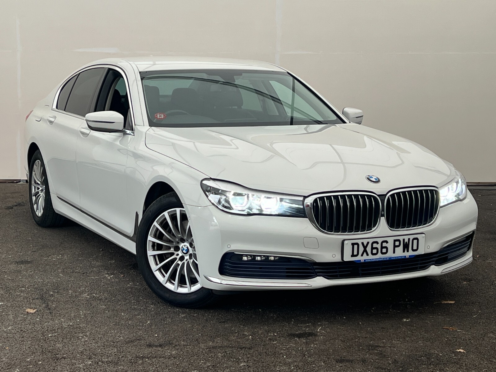 Main listing image - BMW 7 Series