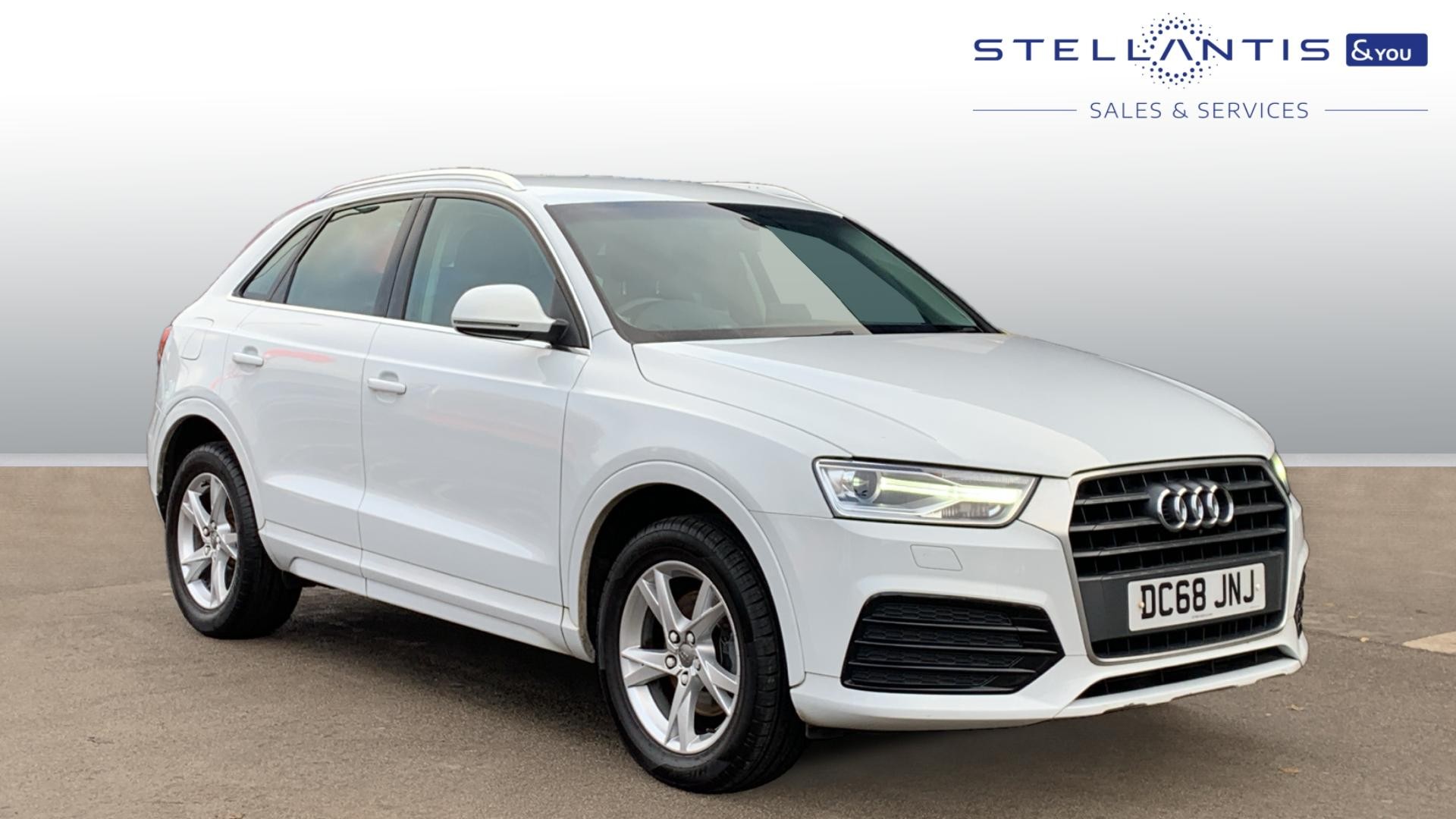 Main listing image - Audi Q3