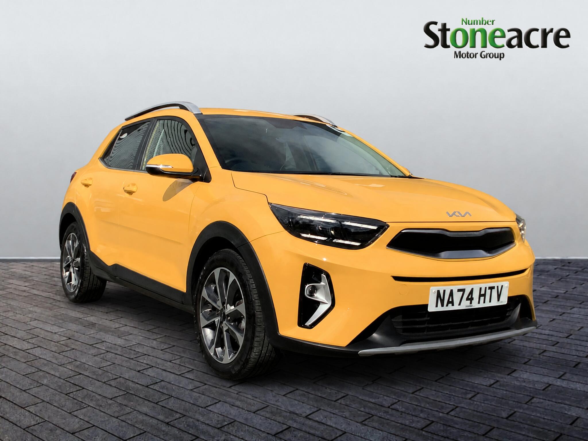 Main listing image - Kia Stonic