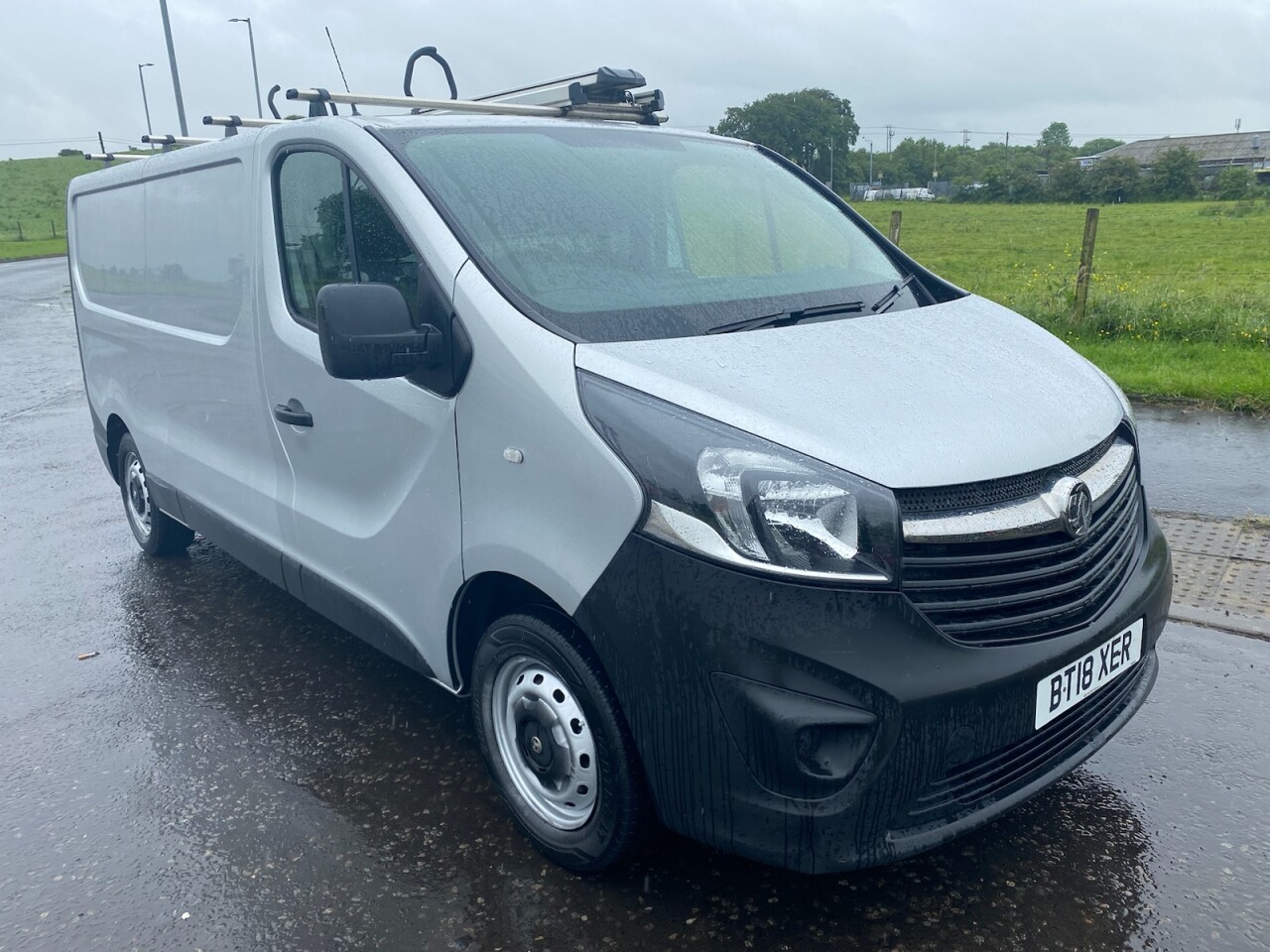 Main listing image - Vauxhall Vivaro