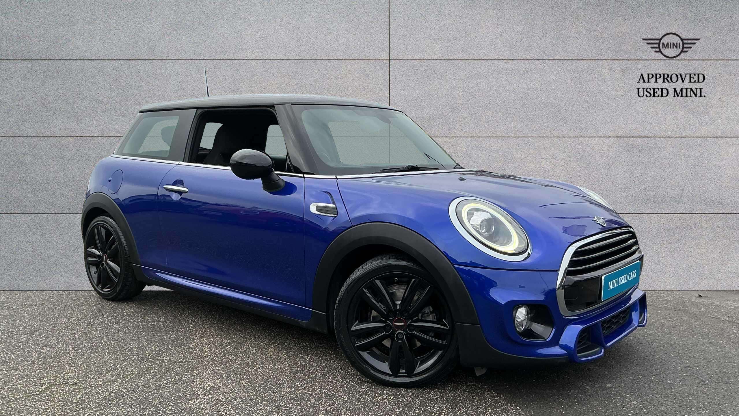 Main listing image - MINI Hatchback