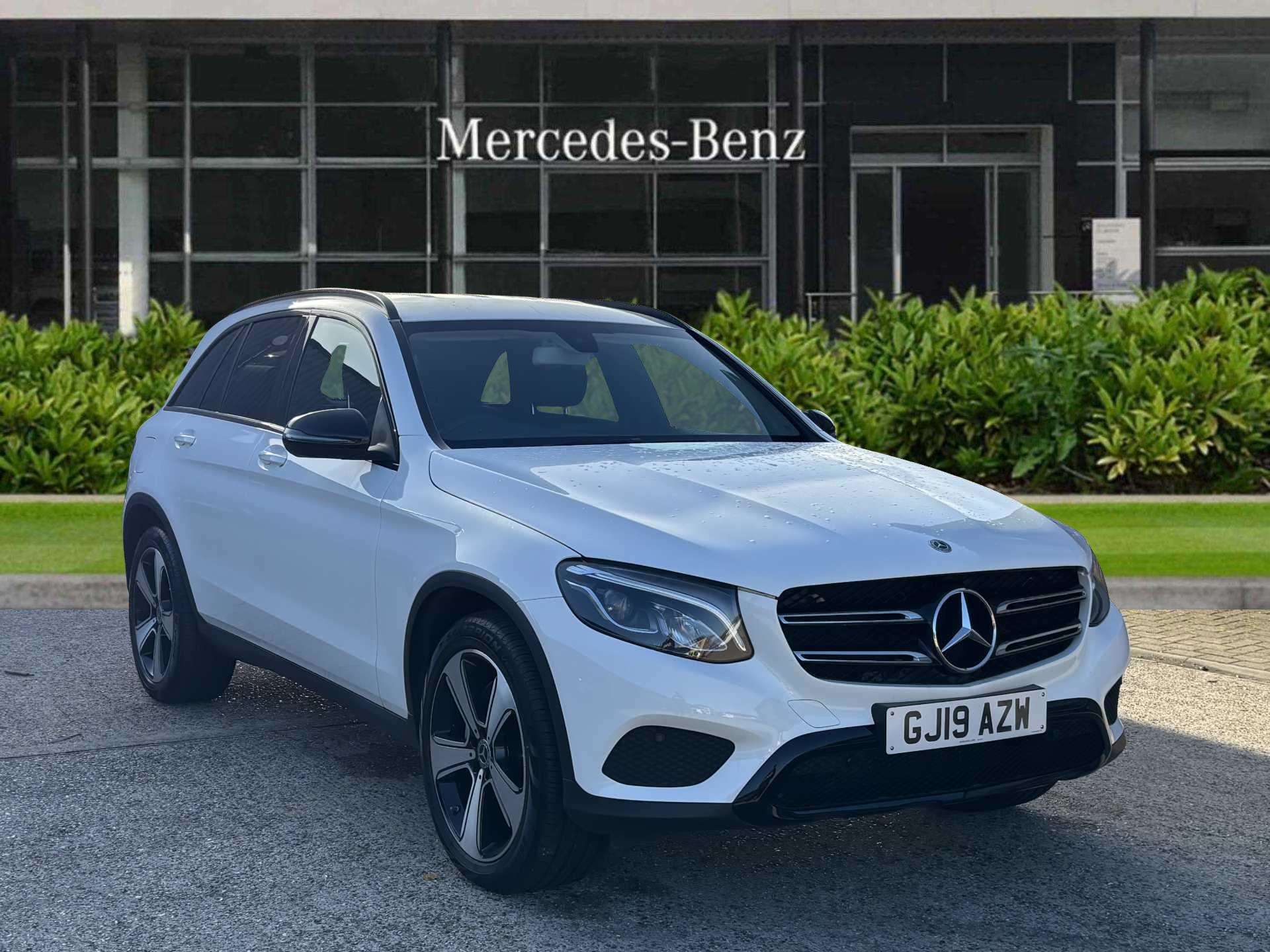 Main listing image - Mercedes-Benz GLC