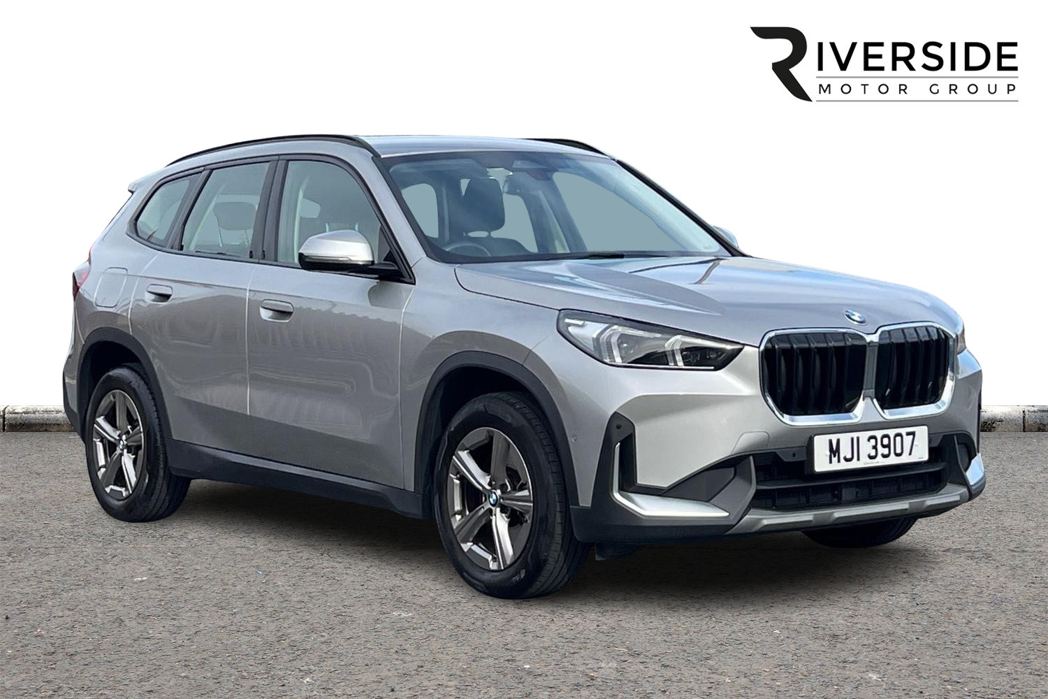 Main listing image - BMW X1