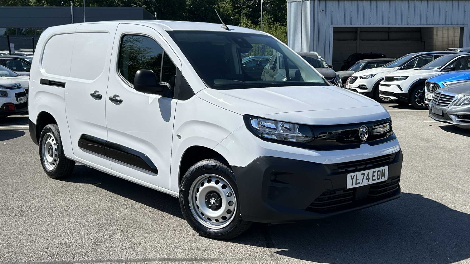 Main listing image - Vauxhall Combo Cargo