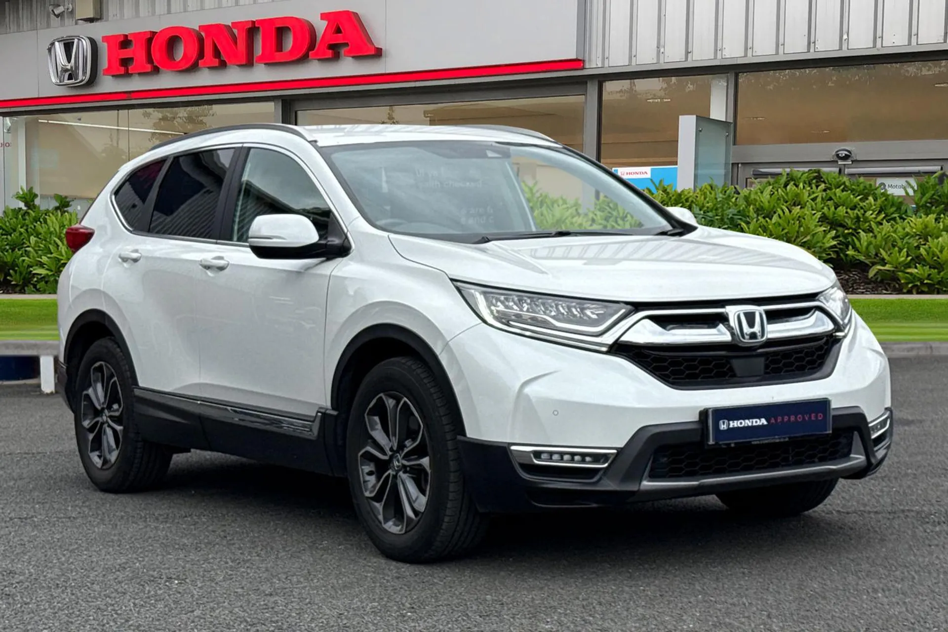 Main listing image - Honda CR-V
