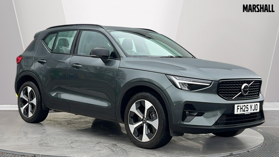 Main listing image - Volvo XC40