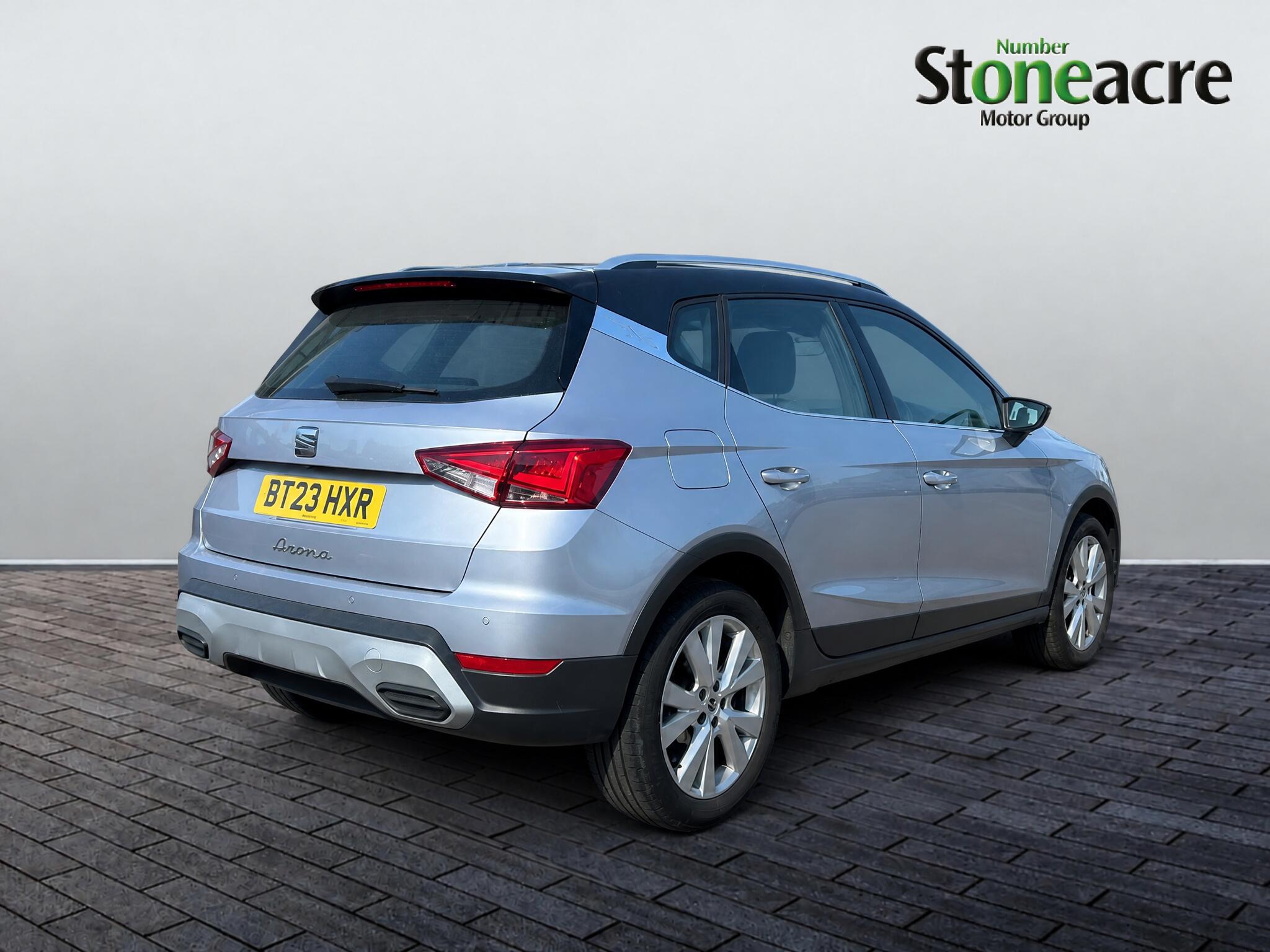 Main listing image - SEAT Arona