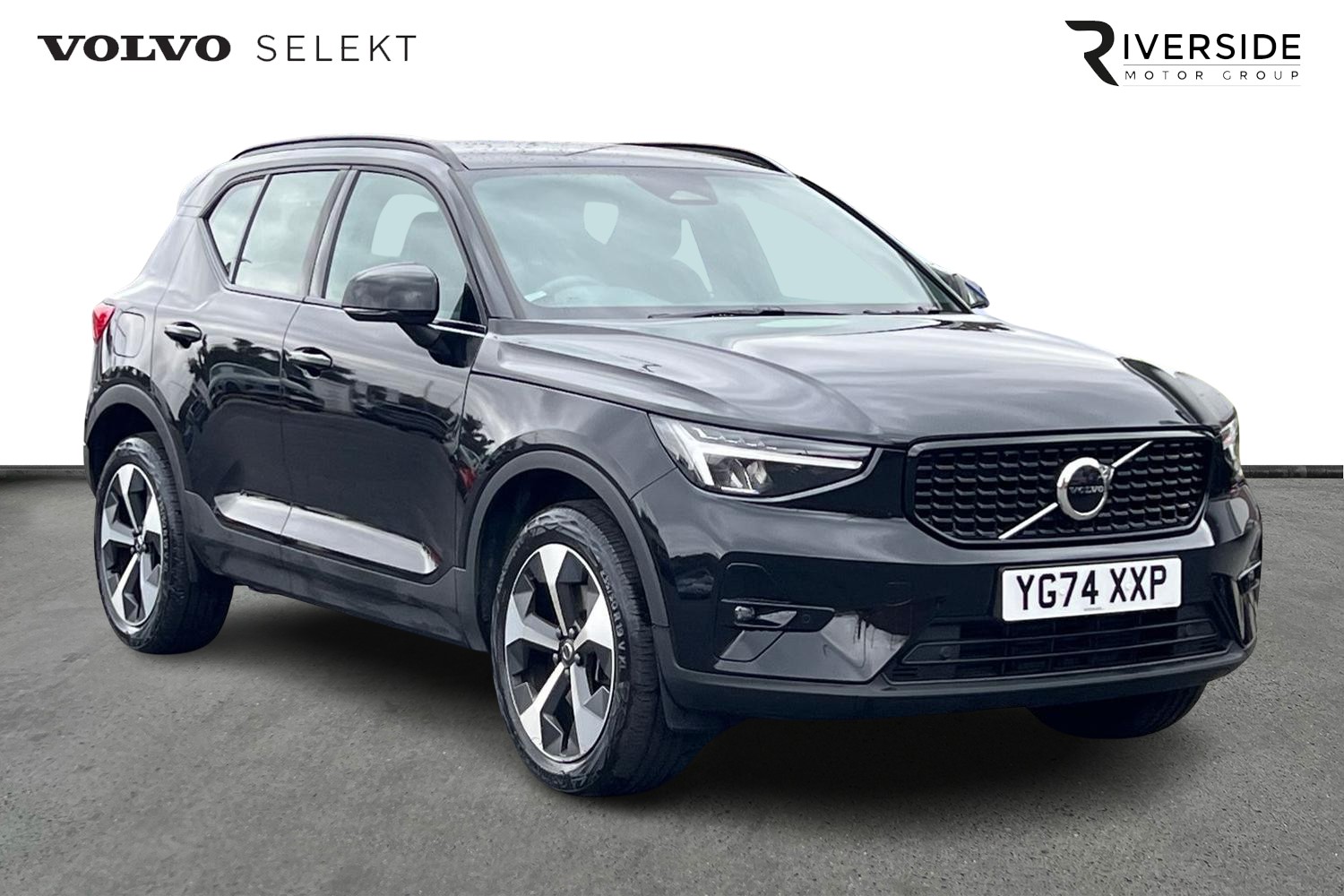Main listing image - Volvo XC40