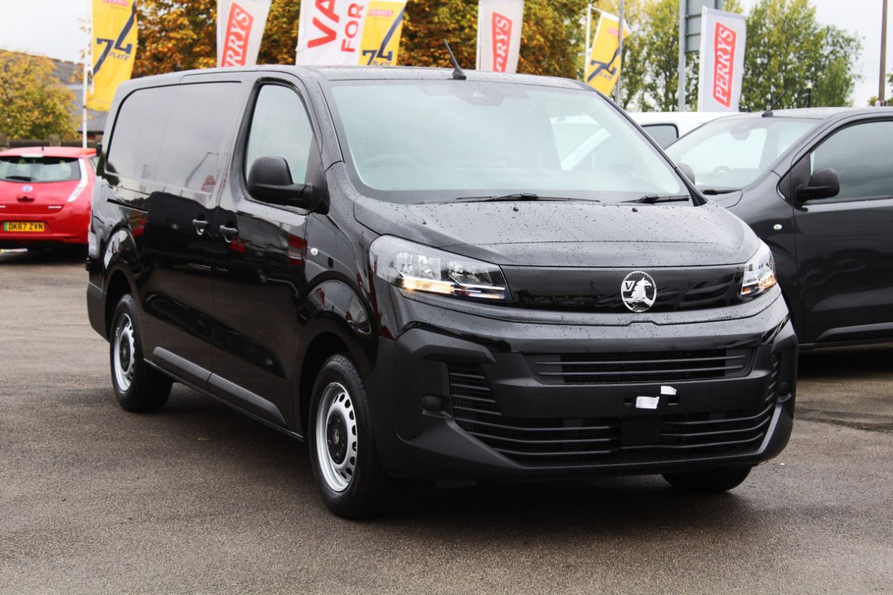 Main listing image - Vauxhall Vivaro