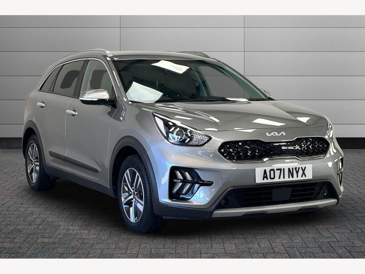 Main listing image - Kia Niro
