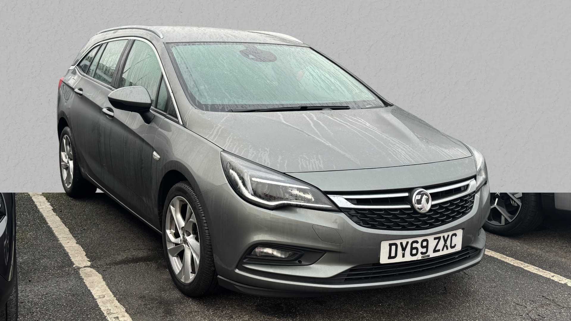 Main listing image - Vauxhall Astra Sports Tourer