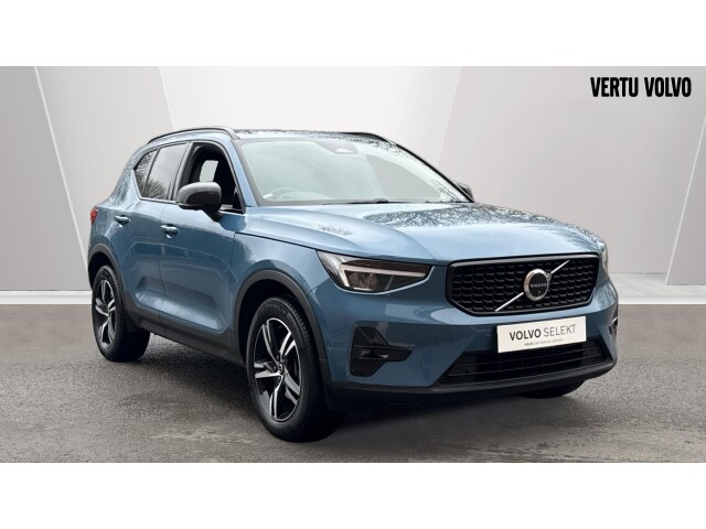 Main listing image - Volvo XC40