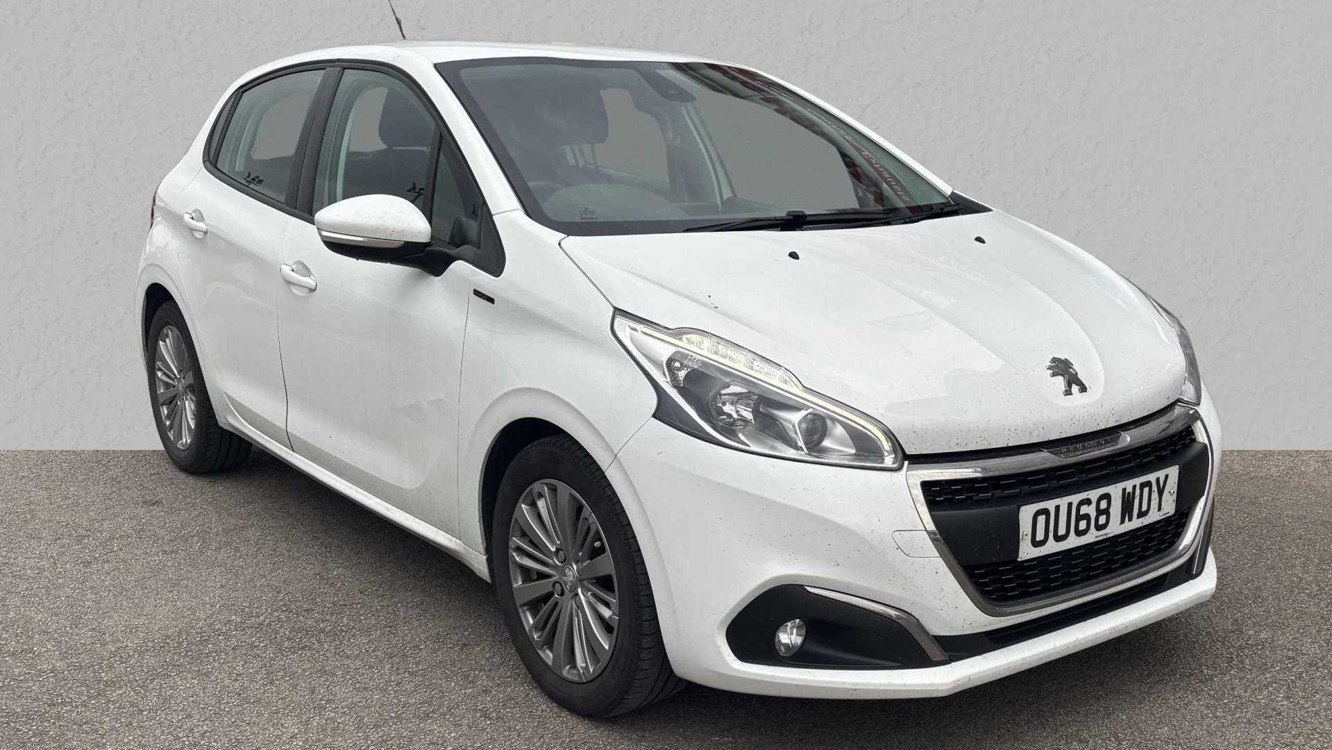 Main listing image - Peugeot 208