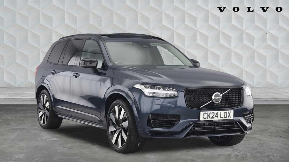 Main listing image - Volvo XC90