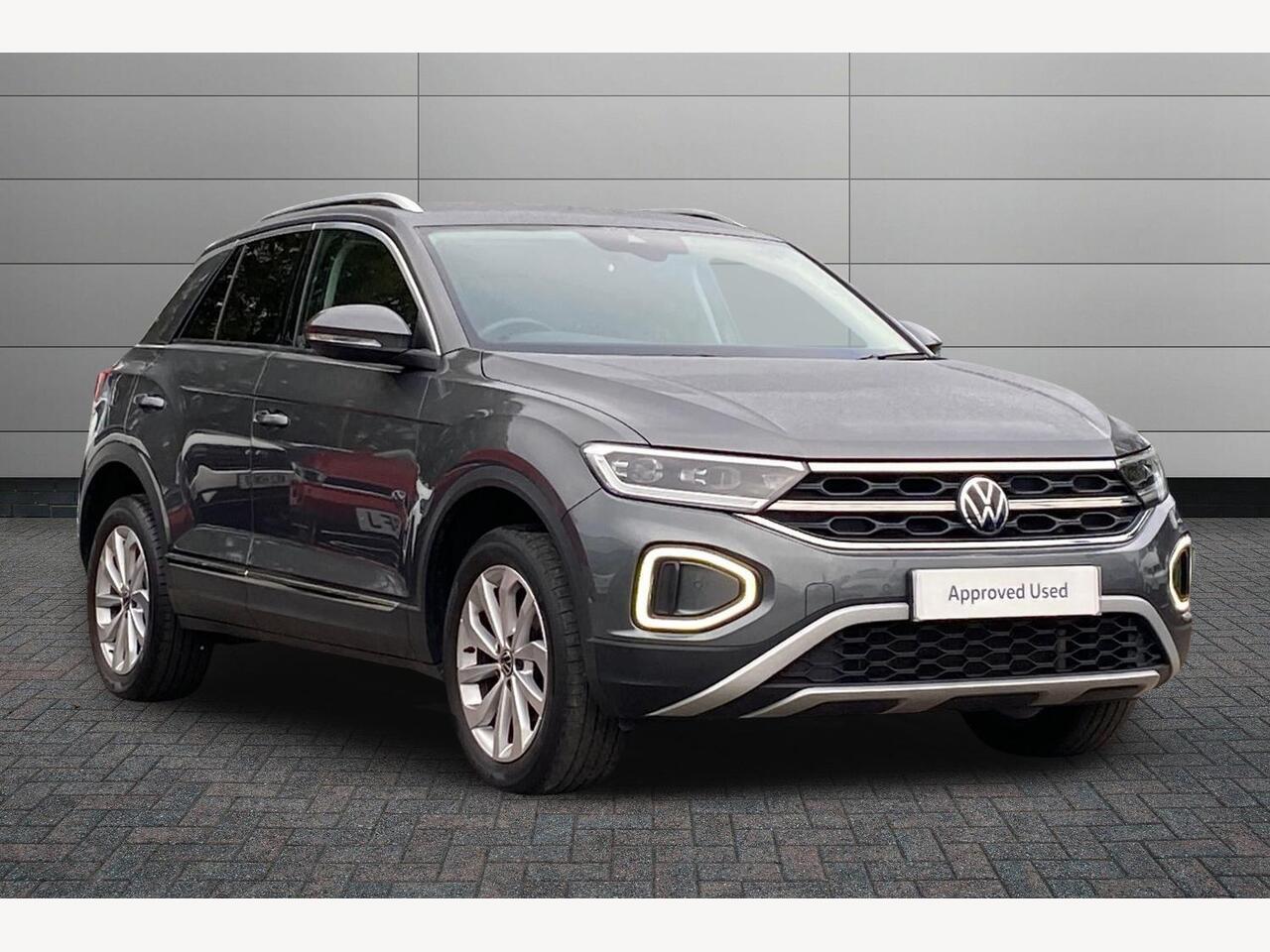 Main listing image - Volkswagen T-Roc