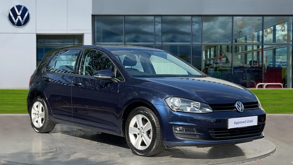 Main listing image - Volkswagen Golf