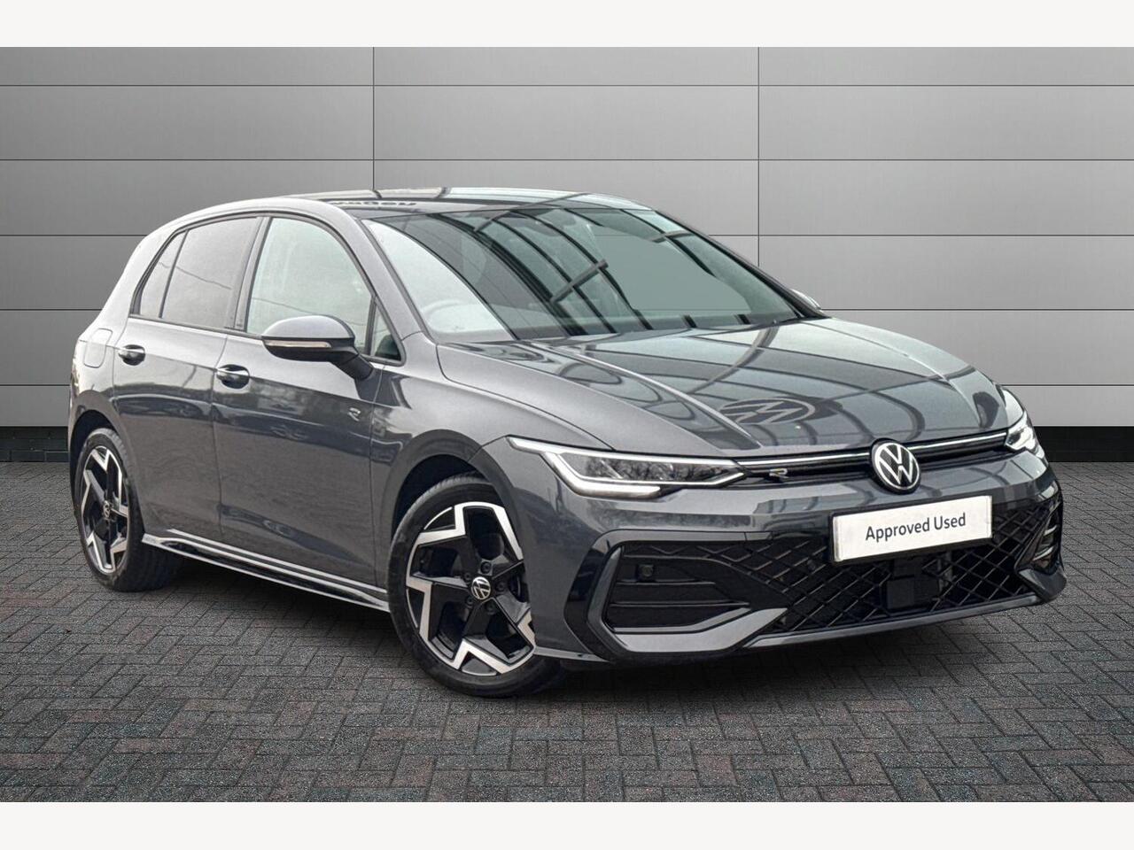 Main listing image - Volkswagen Golf