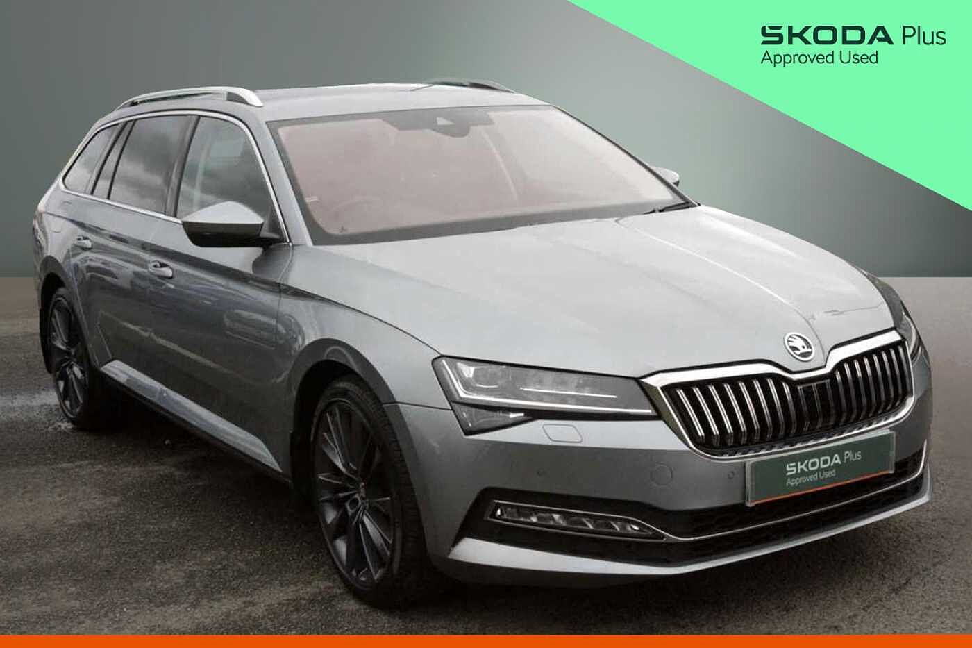 Main listing image - Skoda Superb Estate