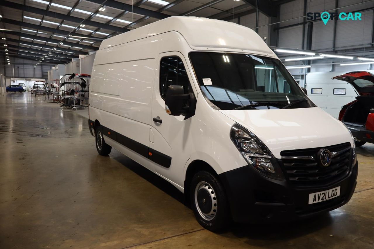 Main listing image - Vauxhall Movano